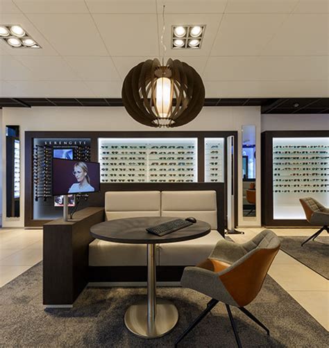 EyeCare Schagen: uw opticien voor brillen & lenzen.